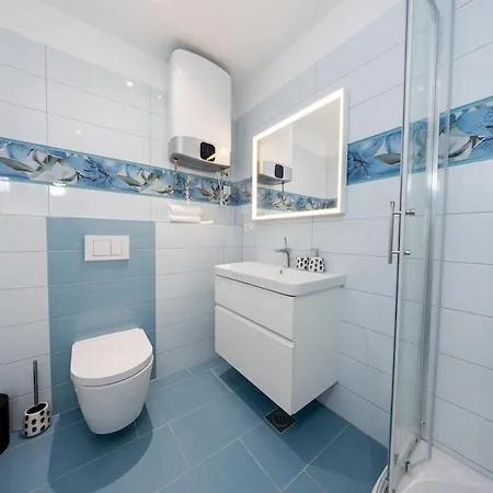 Large Luxury Family And Friends 1 Min Walk To Znjan And 2 Private Garages * Split